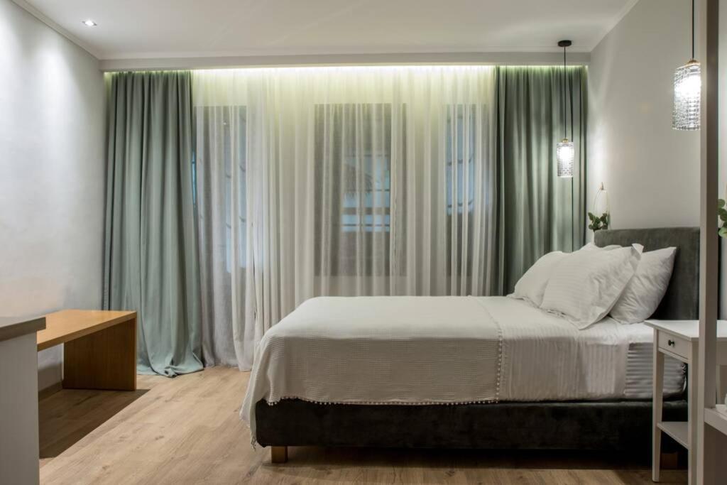 Isidorou Suite Xanthi Bagian luar foto