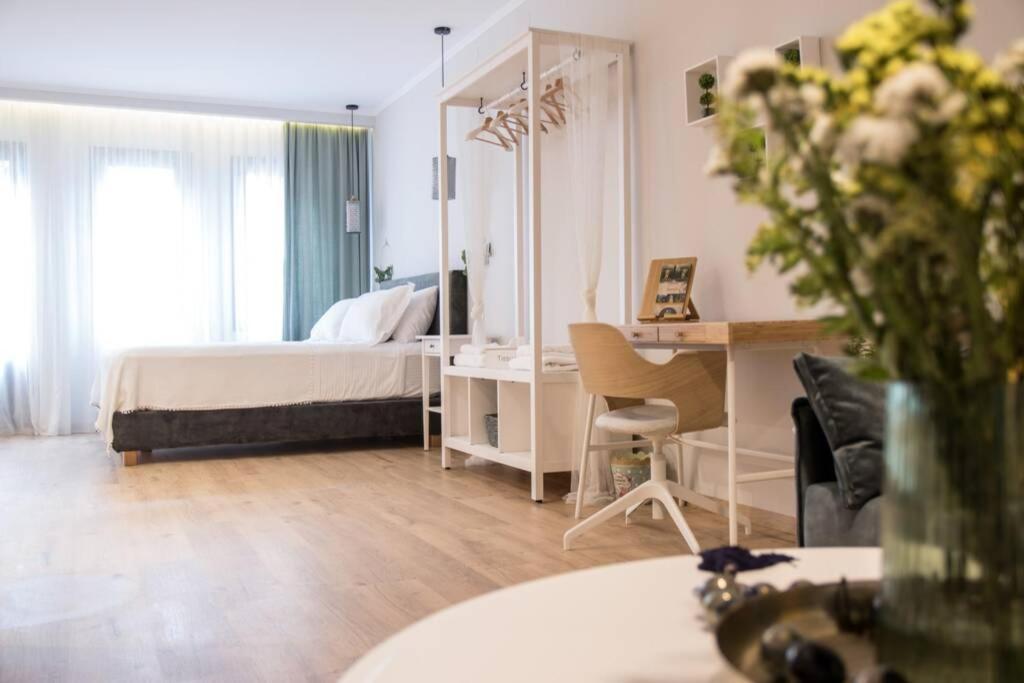 Isidorou Suite Xanthi Bagian luar foto